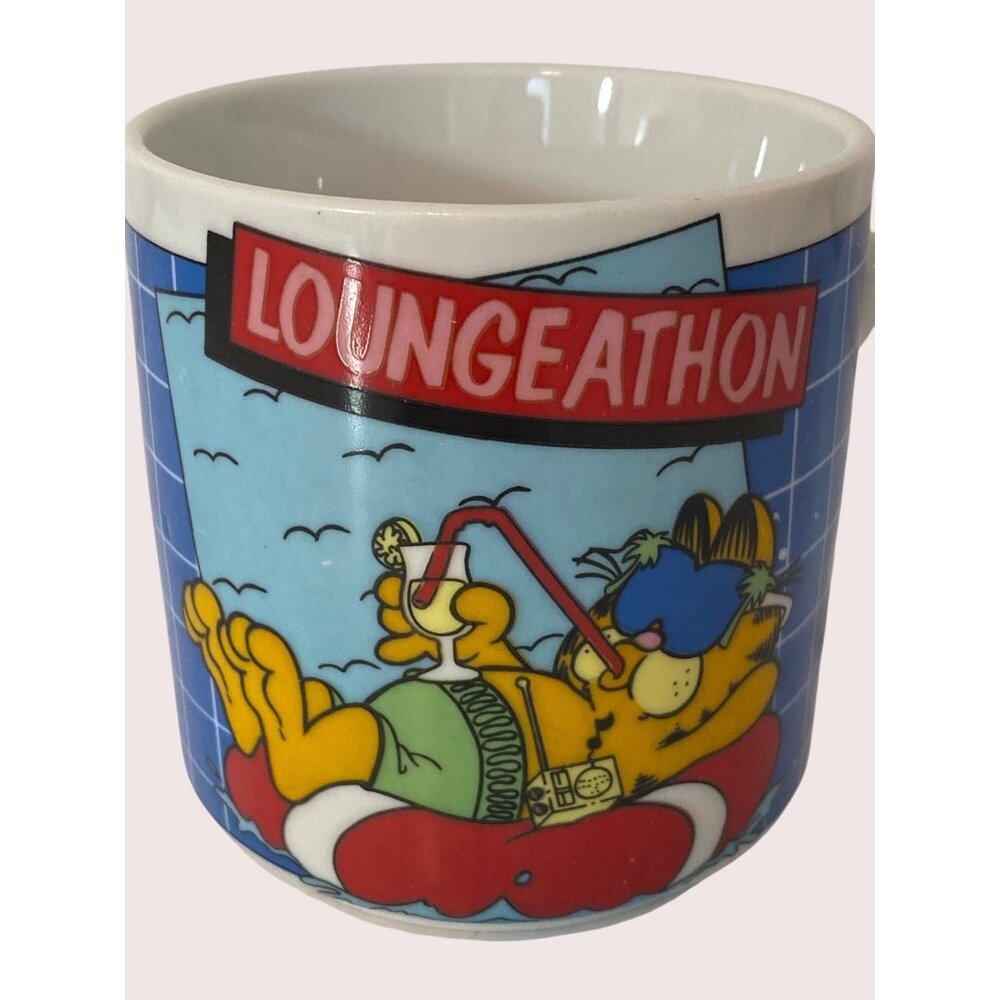 1986 Garfield Fish Float Loungeathon Mug Enesco Korea Ceramic tea cup  Jim Davis